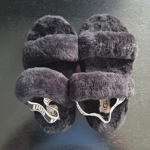 Ugg fuzzy sandals for girls. Size 13